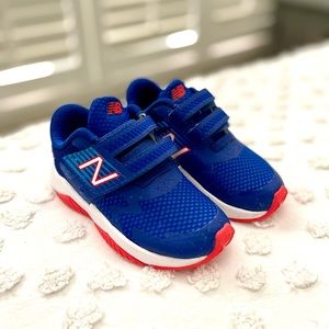 Toddler Boy New Balance Shoes/Sneakers - Size 8